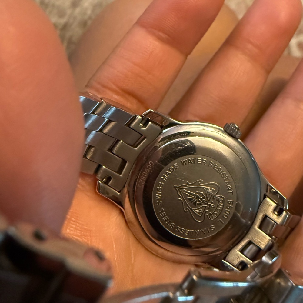 Gucci Black Dial Silver Women’s Watch - Picture 10 of 11
